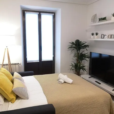 Apartamento Amplio Y Central A Pie De Playa La Concha San Sebastian Exterior photo